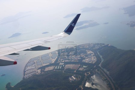 Téléchargez les photos : Paysage urbain de Tung Chung Bay à Hong Kong 25 Nov 2023 - en image libre de droit