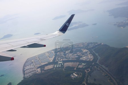 Téléchargez les photos : Paysage urbain de Tung Chung Bay à Hong Kong 25 Nov 2023 - en image libre de droit
