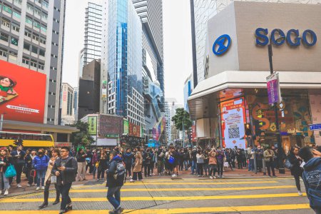 Foto de Feb 9 2024 Calles ocupadas en Causeway Bay, Hong Kong, - Imagen libre de derechos
