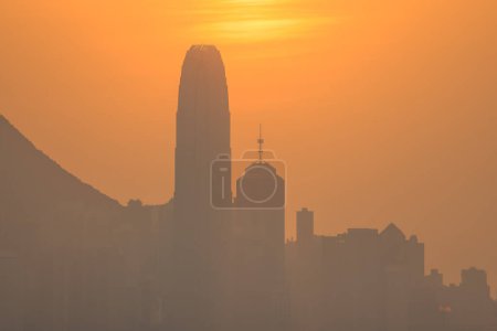 Téléchargez les photos : Bâtiments urbains modernes gratte-ciel, hong kong 10 fév 2024 - en image libre de droit