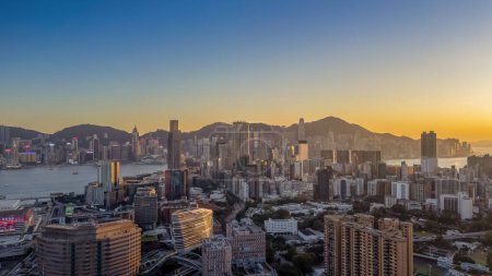 Téléchargez les photos : 12 mars 2024 Paysage urbain de Hung Hom, situé sur la péninsule de Kowloon - en image libre de droit