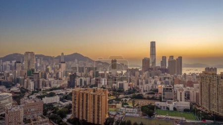 Foto de El horizonte del distrito de Yau Tsim Mong, Hong Kong, 12 de marzo de 2024 - Imagen libre de derechos