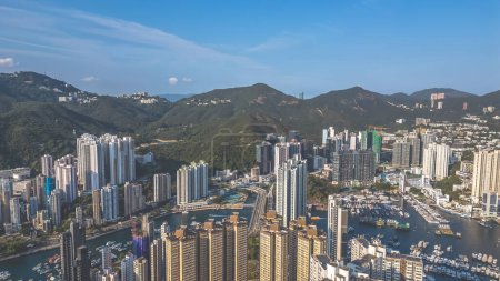 Foto de A Distrito Sur Hong Kong, Encanto Costero y Urbanidad marzo 24 2024 - Imagen libre de derechos
