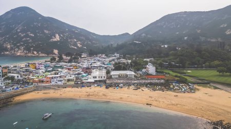 Téléchargez les photos : La plage de Rocky Bay, vue sur la formation rocheuse en mer 29 mars 2024 - en image libre de droit