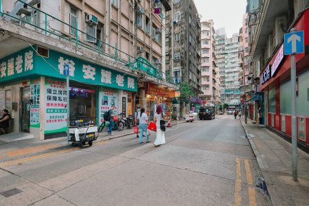Foto de Abril 3 2024 a Edificios de apartamentos de viviendas multitudinarias en Hong Kong - Imagen libre de derechos