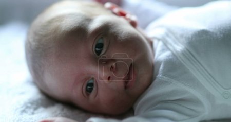 Téléchargez les photos : Newborn baby first week of life - en image libre de droit