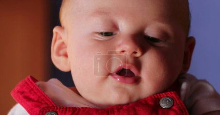 Foto de Playing with baby infant boy with mother hand - Imagen libre de derechos