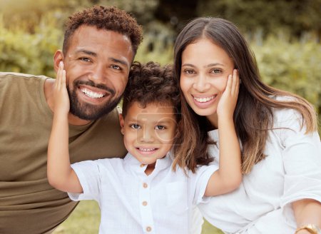 Photo for Love, happy and portrait of black family in nature park for fun picnic, bonding and enjoy outdoor quality time together. Happiness, peace and freedom for mother, dad and kid with parents on holiday. - Royalty Free Image