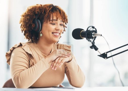 Photo for Black woman, microphone and podcast or radio presenter talking for broadcast, live streaming or speech. Happy African American female influencer, host or speaker with mic and smile for talk show. - Royalty Free Image