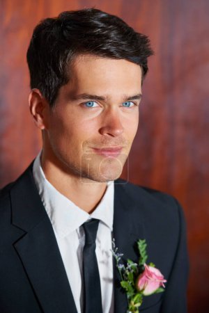 Photo for Looking great on his wedding day. Head and shoulders portrait of a handsome young groom - Royalty Free Image