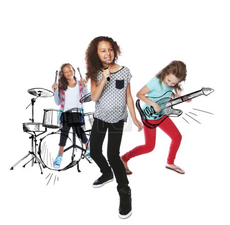 Partager leur talent musical. Plan studio d'enfants jouant de la musique rock sur des instruments imaginaires