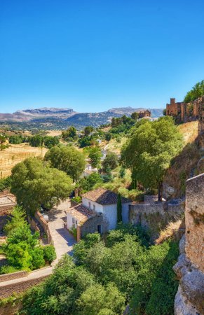 Foto de Ronda - la antigua ciudad de Ronda, Andalucía. La hermosa ciudad vieja de Ronda, Andalucía, España - Imagen libre de derechos
