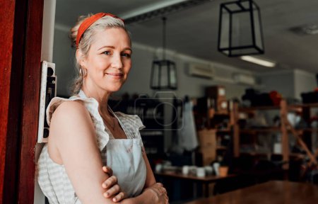 Photo for Happy woman, portrait and arms crossed by entrance in small business confidence for workshop in retail store. Confident female person, ceramic designer or owner smiling for craft or creative startup. - Royalty Free Image