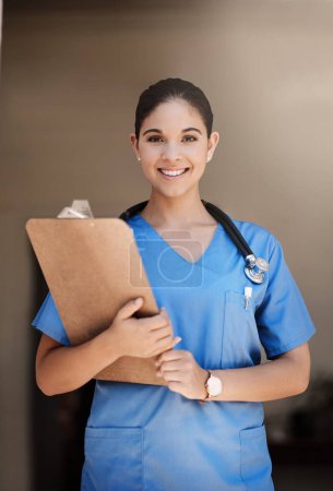 Photo for Clipboard, portrait and happy woman doctor with healthcare service, hospital management and nursing. Face, smile and professional nurse or medical person with checklist for clinic career and mindset. - Royalty Free Image