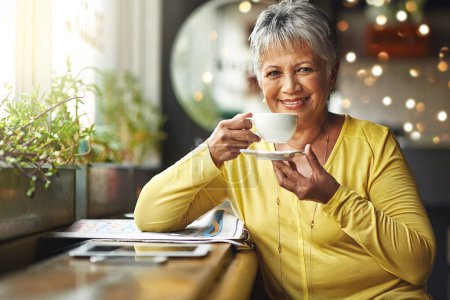 Photo for Coffee shop, portrait and happy senior woman with morning tea, hot chocolate or cup of espresso, latte or warm drink. Happiness, relax and elderly person, female client or customer in restaurant cafe. - Royalty Free Image