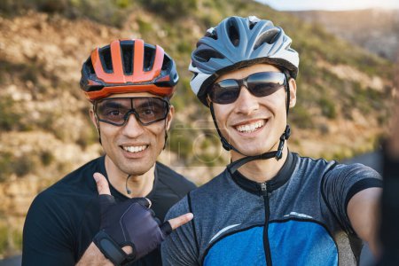 Photo for Men, cycling friends and nature selfie for race, training or shaka sign with smile in outdoor portrait. Man, mountains and exercise partnership with photography, profile picture or social network app. - Royalty Free Image