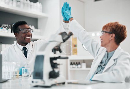 Photo for Scientist man, woman and high five in lab, smile or partnership with goals, results or innovation in workplace. African science expert, teamwork and congratulations for success with medical research. - Royalty Free Image