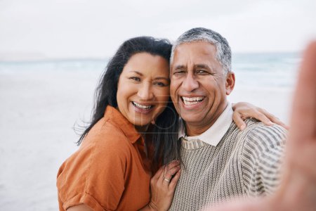 Photo for Beach, senior or selfie portrait of happy couple with love, smile or support for a romantic bond together. Ocean, old man or elderly woman taking photograph or picture memory in retirement in nature. - Royalty Free Image