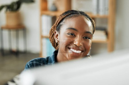 Photo for Office, business and black woman with a smile, computer and data analyst with connection, thinking and ideas. African person, happy employee and entrepreneur in a workplace, pc and project planning. - Royalty Free Image