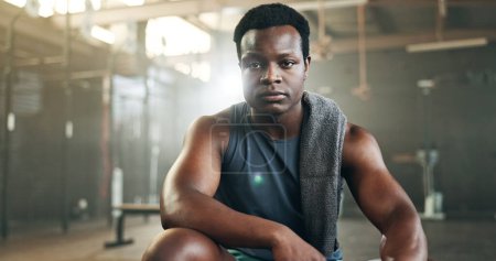 Photo for Face, gym and black man with fitness, exercise and endurance training with wellness, health and progress. Portrait, African person or guy with workout, relax and confidence with sports or bodybuilder. - Royalty Free Image
