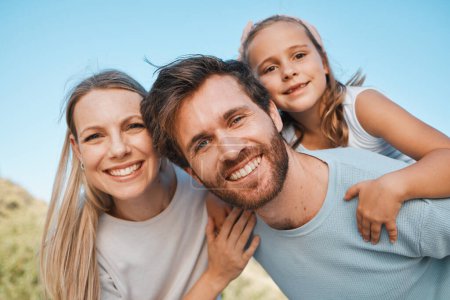 Photo for Nature portrait, happiness and family child, mother and father enjoy time together, park or outdoor wellness. Freedom, summer holiday and face of happy mom, dad and young kid bonding, care and love. - Royalty Free Image