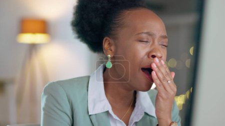 Photo for Tired black woman, yawn and night in burnout, overworked or project deadline at office. Face of exhausted African female person or business employee working late and yawning in overtime at workplace. - Royalty Free Image