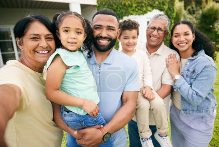 Photo for Portrait, grandparents and parents with child outdoor, happiness and bonding at holiday home. Love, care and smile, men and women with young girl on lawn of house, family vacation and relax in garden. - Royalty Free Image