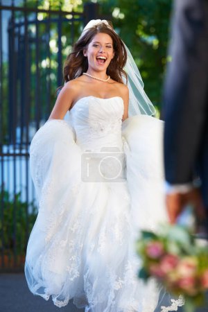 Photo for Excited, bride with smile and running outside to groom with flowers, love and marriage celebration. Happiness, commitment and woman in wedding dress with partner, bouquet and romance at reception - Royalty Free Image