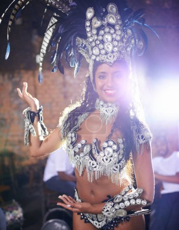 Photo for Carnival, dance and portrait of woman in costume for festival, celebration and holiday party. Happy, samba dancer and person in masquerade outfit for performance, culture and event in Rio de Janeiro. - Royalty Free Image