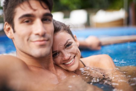 Photo for Happy couple, portrait and swimming pool for travel break or Hawaii vacation for honeymoon, bonding or stress relief. Man, woman and embrace for hotel weekend in summer for trip, outdoor or peace. - Royalty Free Image