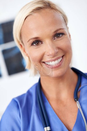 Photo for Face, nurse and xray in hospital for healthcare service, research and planning with happy results or exam. Portrait of woman in medical career with film sheet in radiology for health and solution. - Royalty Free Image