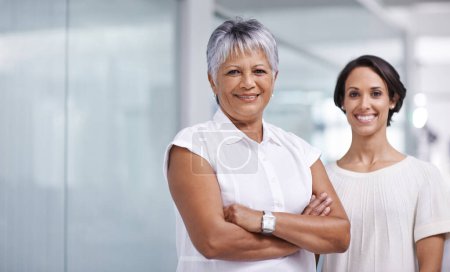 Photo for Business people, leader and smile in portrait at office for trust, support and arms crossed at sales agency. Management, team and corporate group together, happy and confidence with mentor or expert. - Royalty Free Image