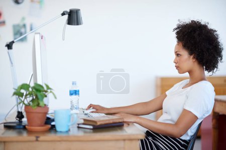 Photo for Business woman, reading and planning on computer for creative project, research and online editing or copywriting. Young professional editor, writer or person on desktop for job or startup newsletter. - Royalty Free Image