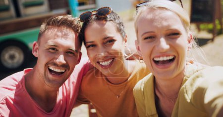 Photo for Portrait, friends and selfie with smile outdoor for bonding, profile picture update or chill together. Happy people, man and women for photo memories, image moment and social media on weekend trip. - Royalty Free Image