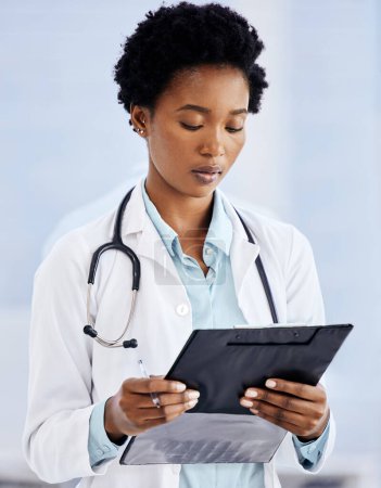 Photo for Clipboard, black woman or doctor with stethoscope in hospital for results, research and medical advice. Notes, female person or healthcare worker in clinic for wellness, patient care and appointment. - Royalty Free Image