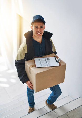 Photo for Man, portrait and box for cardboard delivery, distribution and cargo shipping or online shopping. Male person, stairs and package for ecommerce, courier service and commercial parcel for mail. - Royalty Free Image