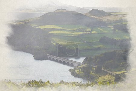 Foto de Pintura digital en acuarela de la vista desde Bamford Edge of the Ashopton Viaduct, Ladybower Reservoir y Crook Hill en el Peak District National Park, Derbyshire, Reino Unido. - Imagen libre de derechos