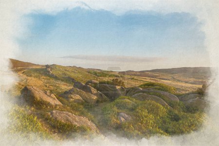 Foto de Una pintura digital en acuarela de Gib Torr mirando hacia las cucarachas, las rocas Ramshaw y la nube de gallina al atardecer en el Parque Nacional Peak District. - Imagen libre de derechos