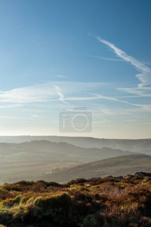 Foto de Ramshaw Rocks amanecer en el Parque Nacional Staffordshire Peak District, Inglaterra, Reino Unido. - Imagen libre de derechos