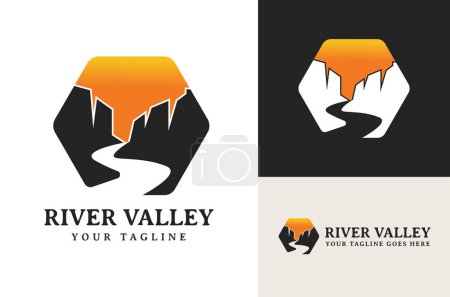 Téléchargez les illustrations : Illustration des hautes falaises hexagonales du canyon et du logo fluvial Aventure en plein air - en licence libre de droit