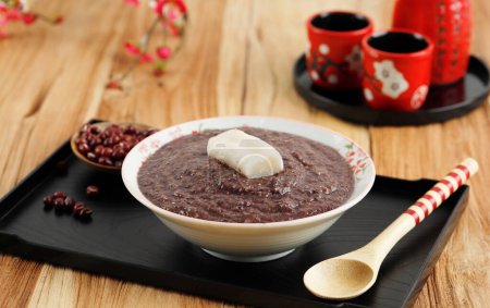Oshiruko Zenzai, Sweet Japanese Red Bean Soup with Mochi, Japanese Dessert 