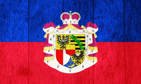 Flagge und Wappen des Fürstentums Liechtenstein auf strukturiertem Hintergrund. Konzeptcollage.