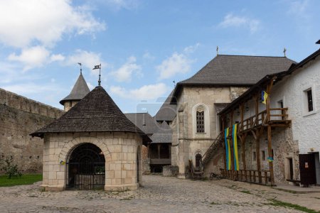 Der Innenhof der historischen Khotyn-Festung. Ukraine