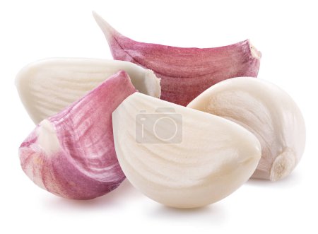 Foto de Peeled and unpeeled garlic cloves isolated on white background. - Imagen libre de derechos