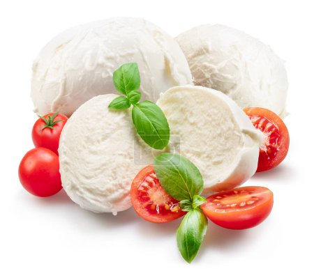 Téléchargez les photos : Mozzarella aux tomates et feuilles de basilic isolées sur fond blanc
. - en image libre de droit