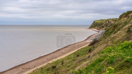 Strand und Klippen in der Nähe von Herne Bay, Kent, England, Großbritannien