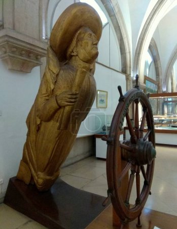 Foto de Portugal, Lisbon, Navy Museum (Museu de Marinha), museum exhibition, figurehead training ship Sagres I Henry the Navigator - Imagen libre de derechos