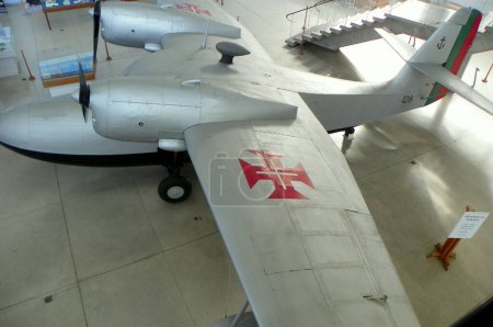 Téléchargez les photos : Portugal, Lisbon, Navy Museum (Museu de Marinha), exhibition of naval aviation, Grumman G-44 Widgeon - en image libre de droit