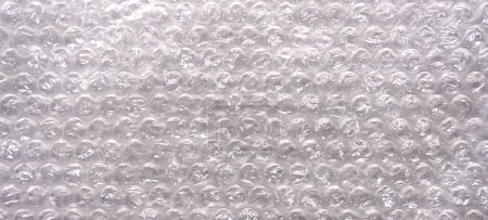 Foto de La textura de la película de burbujas de embalaje. Primer plano. Enfoque selectivo. - Imagen libre de derechos