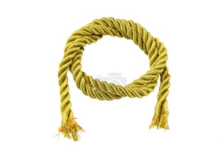 Téléchargez les photos : Corde. La corde d'or roule en cercle au bout de la corde pour se desserrer. Cette corde d'or populaire à lier, boîtes-cadeaux et arbres de Noël décorés. Isolé sur fond blanc. (avec chemin de coupure) - en image libre de droit